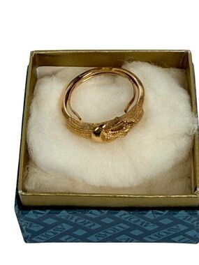 Avon vintage 70s gold tone belt ring knot with box
